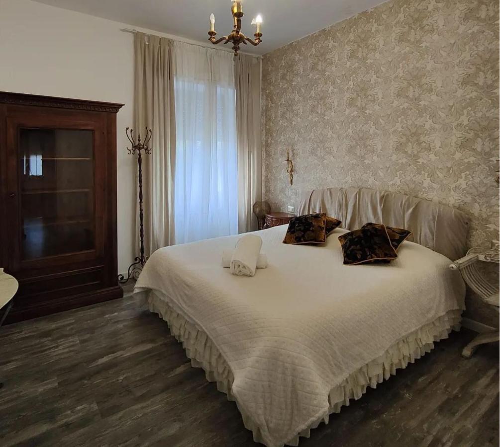 Ciao Verona Bed And Kitchen Bagian luar foto