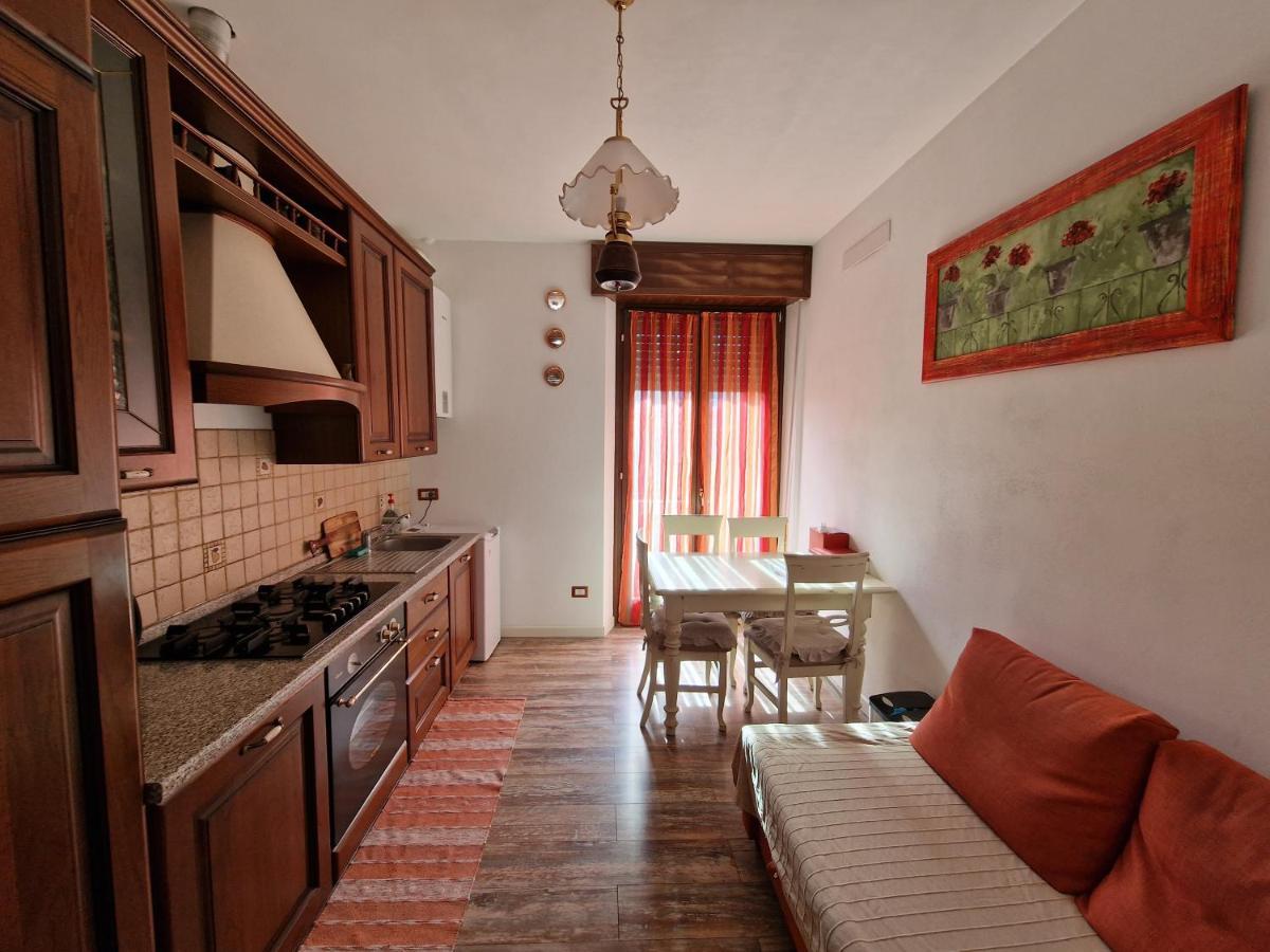 Ciao Verona Bed And Kitchen Bagian luar foto