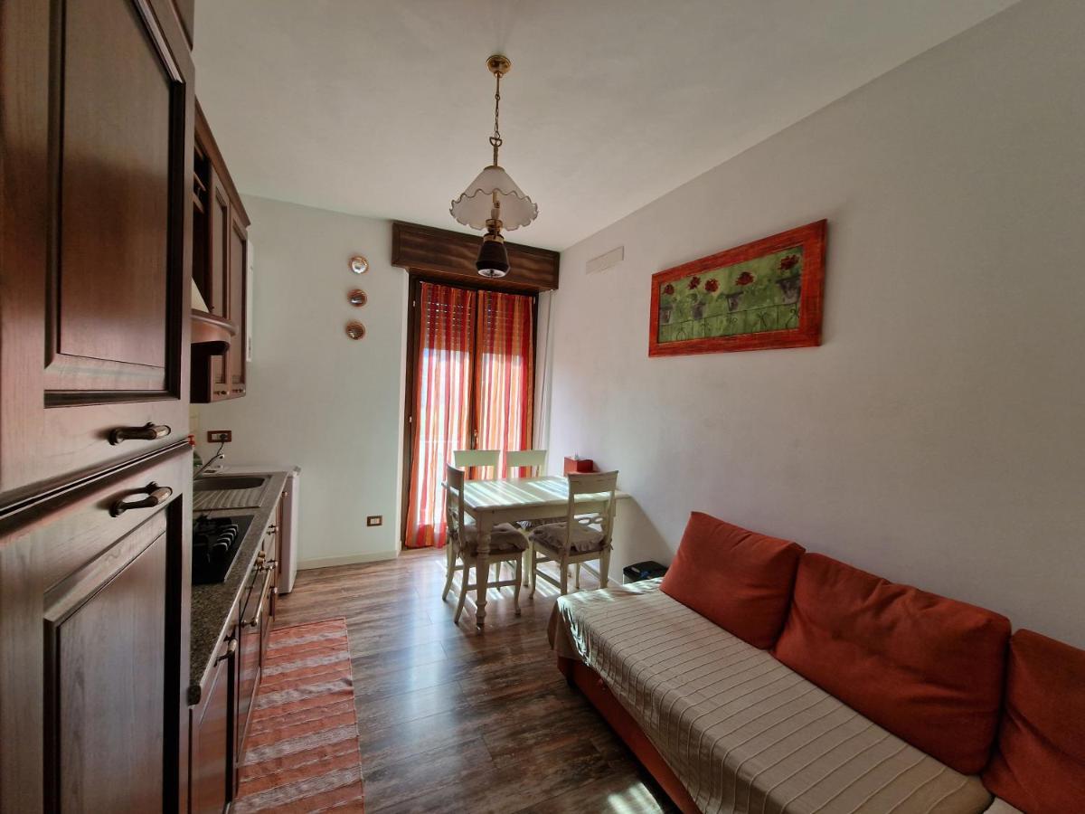 Ciao Verona Bed And Kitchen Bagian luar foto